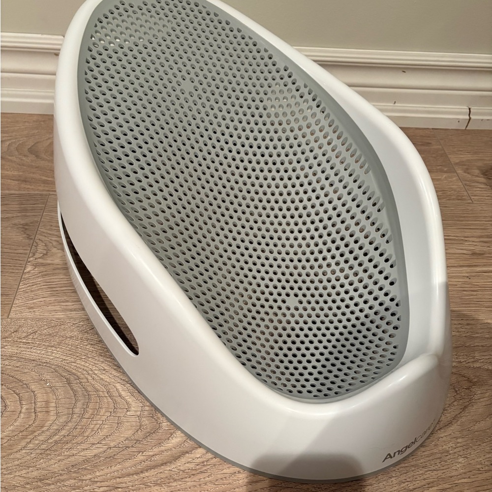 Angelcare Baby Bath Support – Gently Used